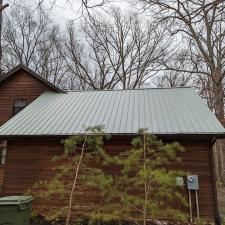 farmville-metal-roof-cleaning 1